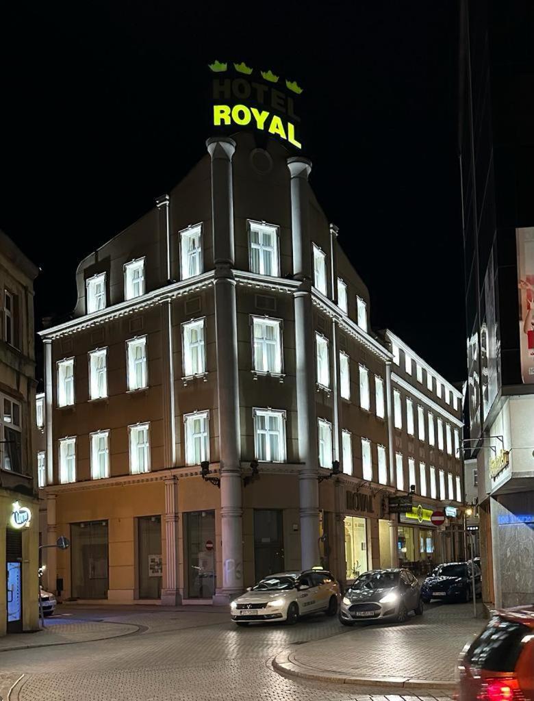 גליביצ'ה Hotel Royal מראה חיצוני תמונה