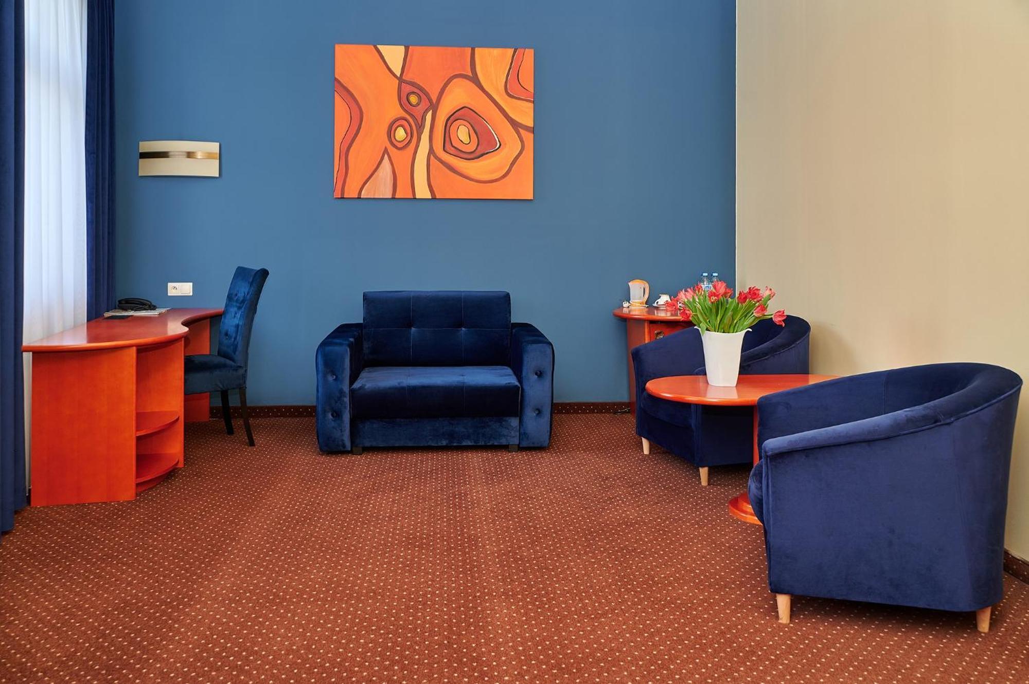 גליביצ'ה Hotel Royal מראה חיצוני תמונה